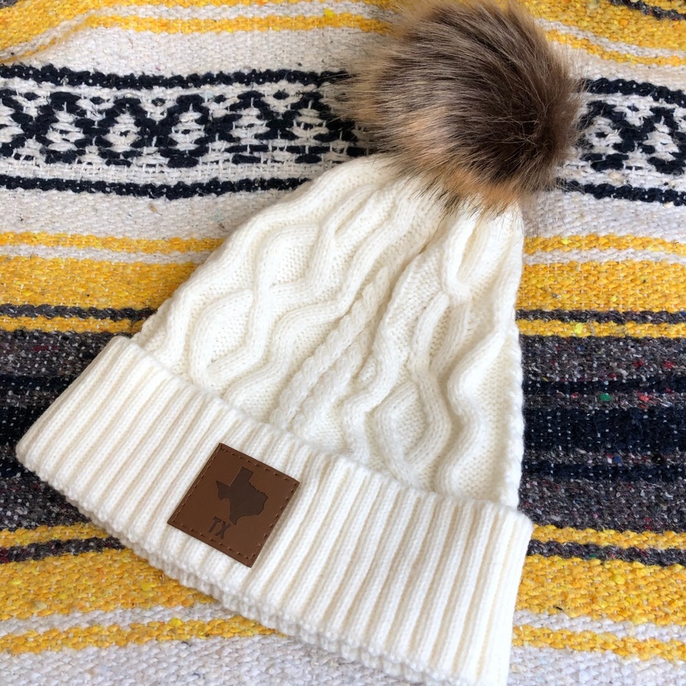 Texas Knit hat with Pouf